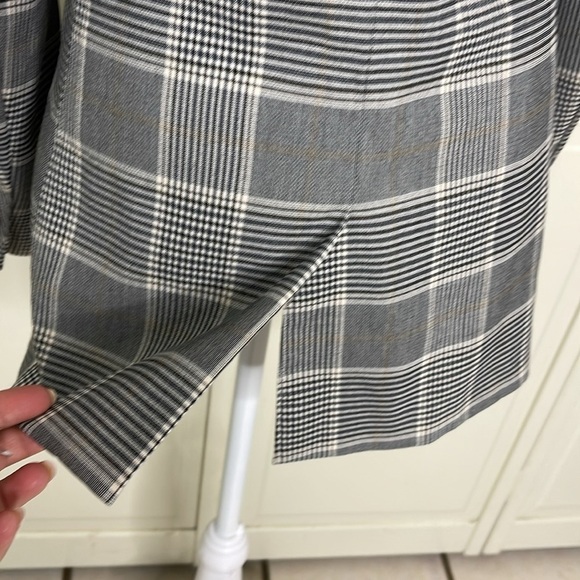 H&M Women's Sz 12 Blazer Gray Beige Plaid Double Breasted Lined Blazer Jacket - Picture 10 of 14